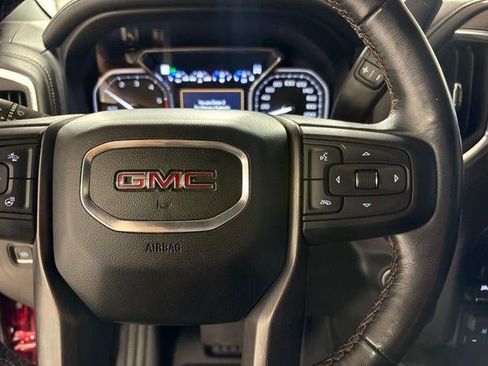 Used 2021 GMC Sierra 1500 AT4 w/ Technology Package AWD/4WD image 17