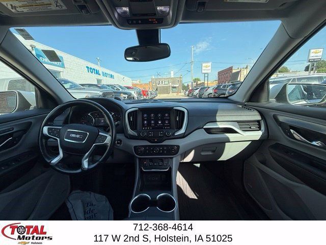 Used 2020 GMC Terrain SLT w/ Preferred Package AWD/4WD image 16