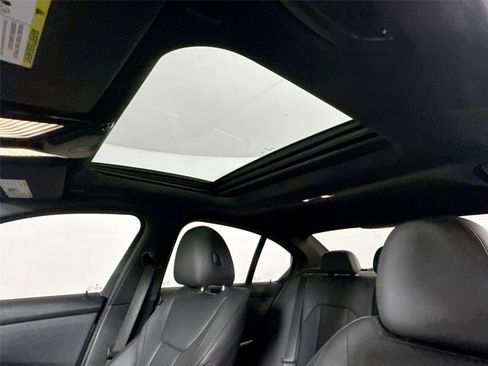 Used 2019 BMW 330i xDrive Sedan w/ Convenience Package AWD/4WD image 6