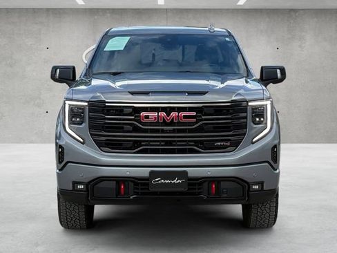 Used 2023 GMC Sierra 1500 AT4 w/ AT4 Premium Package AWD/4WD image 18