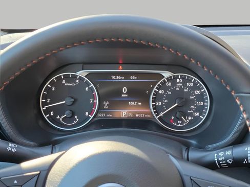 Used 2025 Nissan Sentra SR w/ Trunk Package image 13