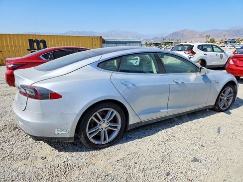 Used 2014 Tesla Model S RWD image 4