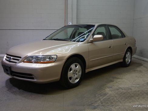 Used 2002 Honda Accord EX image 2