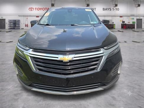 Used 2022 Chevrolet Equinox LT w/ Driver Convenience Package AWD/4WD image 4
