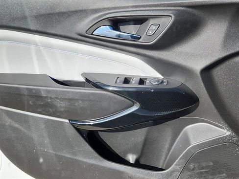 New 2026 Chevrolet Trax LT w/ Driver Confidence Package image 6