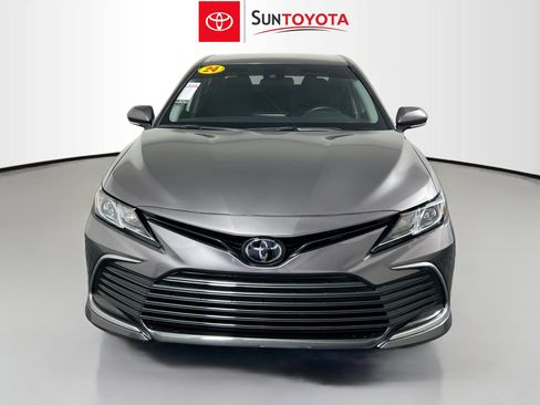 Used 2024 Toyota Camry LE image 10
