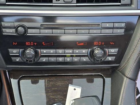 Used 2012 BMW 650i Convertible image 17