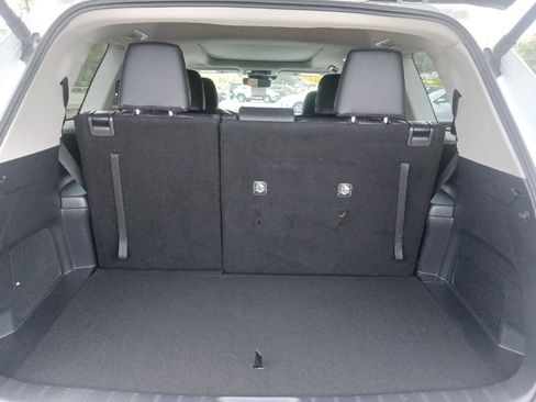 Used 2025 Toyota Grand Highlander AWD image 31