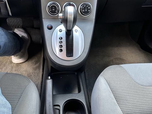 Used 2012 Nissan Sentra 2.0 S FWD image 18
