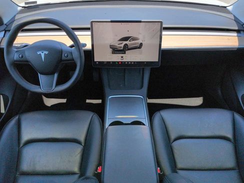Used 2023 Tesla Model 3 Standard Range RWD image 15
