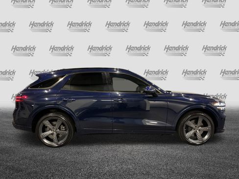 Used 2022 Genesis GV70 3.5T Sport w/ Sport Prestige Package image 11