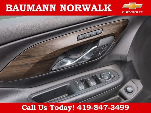 Used 2018 GMC Terrain Denali AWD/4WD image 10