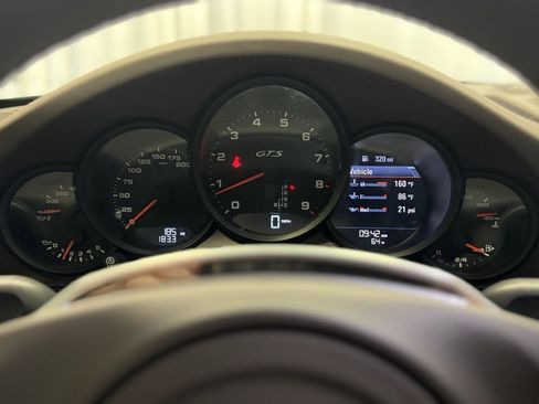 Used 2016 Porsche 911 Carrera GTS image 20