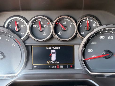 Used 2024 Chevrolet Tahoe LS w/ Driver Alert Package AWD/4WD image 30