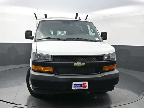 Used 2020 Chevrolet Express 2500 w/ Driver Convenience Package image 35