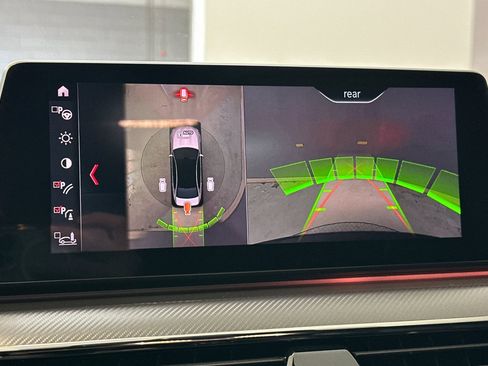 Used 2019 BMW M5 w/ Executive Package image 23