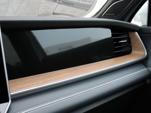 New 2026 Volkswagen Tiguan SEL R-Line image 21