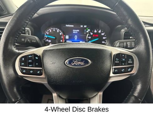 Used 2023 Ford Explorer XLT w/ Equipment Group 202A AWD/4WD image 38