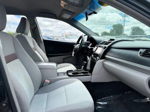 Used 2012 Toyota Camry LE FWD image 24