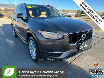 Used 2016 Volvo XC90 T6 Momentum