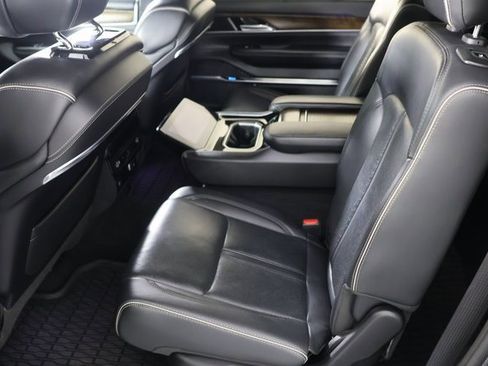 Used 2023 Jeep Grand Wagoneer Series II w/ Premium Group II image 21