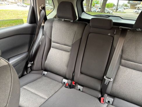 Used 2025 Nissan Rogue SV image 35