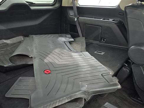 Used 2018 Ford Expedition Platinum image 8