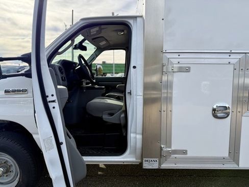 New 2026 Ford E-350 and Econoline 350 Super Duty w/ Power Equipment Group image 10