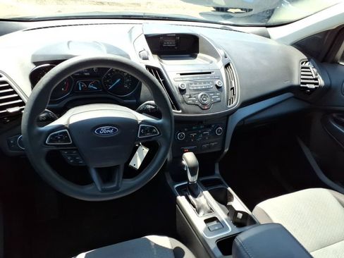 Used 2018 Ford Escape SE FWD image 9