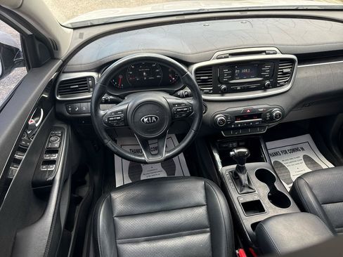 Used 2016 Kia Sorento EX w/ EX Premium Package FWD image 39