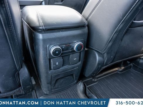 Used 2023 Ford Explorer XLT w/ Equipment Group 202A AWD/4WD image 25