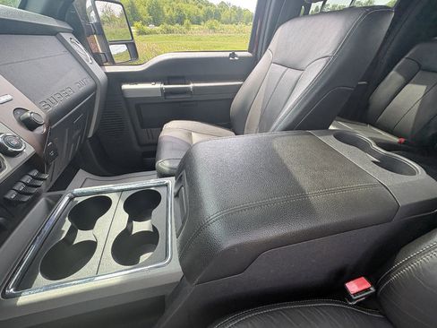 Used 2015 Ford F350 Lariat w/ Lariat Ultimate Package AWD/4WD image 34