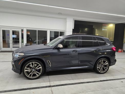 Used 2021 BMW X5 M50i w/ Premium Package image 3