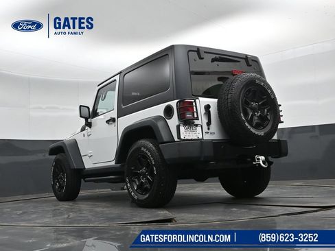 Used 2015 Jeep Wrangler Sport AWD/4WD image 34