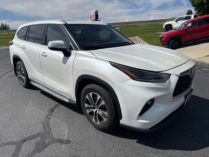 Used 2021 Toyota Highlander XLE