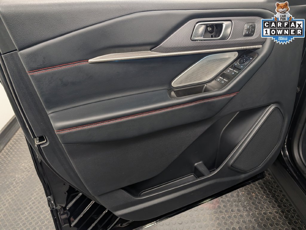 Used 2025 Ford Explorer ST AWD/4WD image 8