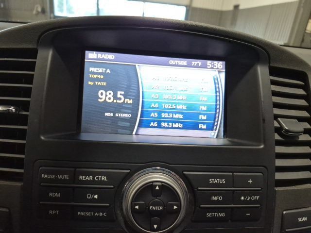 Used 2011 Nissan Pathfinder Silver AWD/4WD image 19