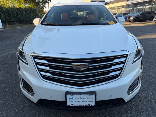Used 2019 Cadillac XT5 Luxury AWD/4WD image 2