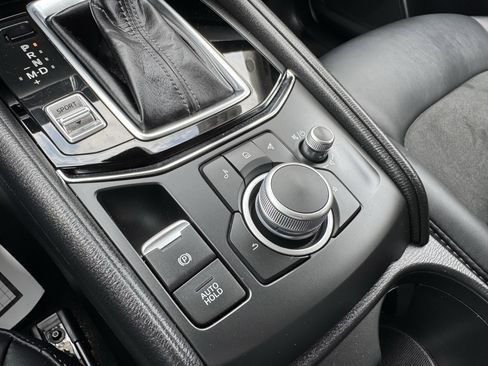 Used 2021 MAZDA CX-5 Touring FWD image 17