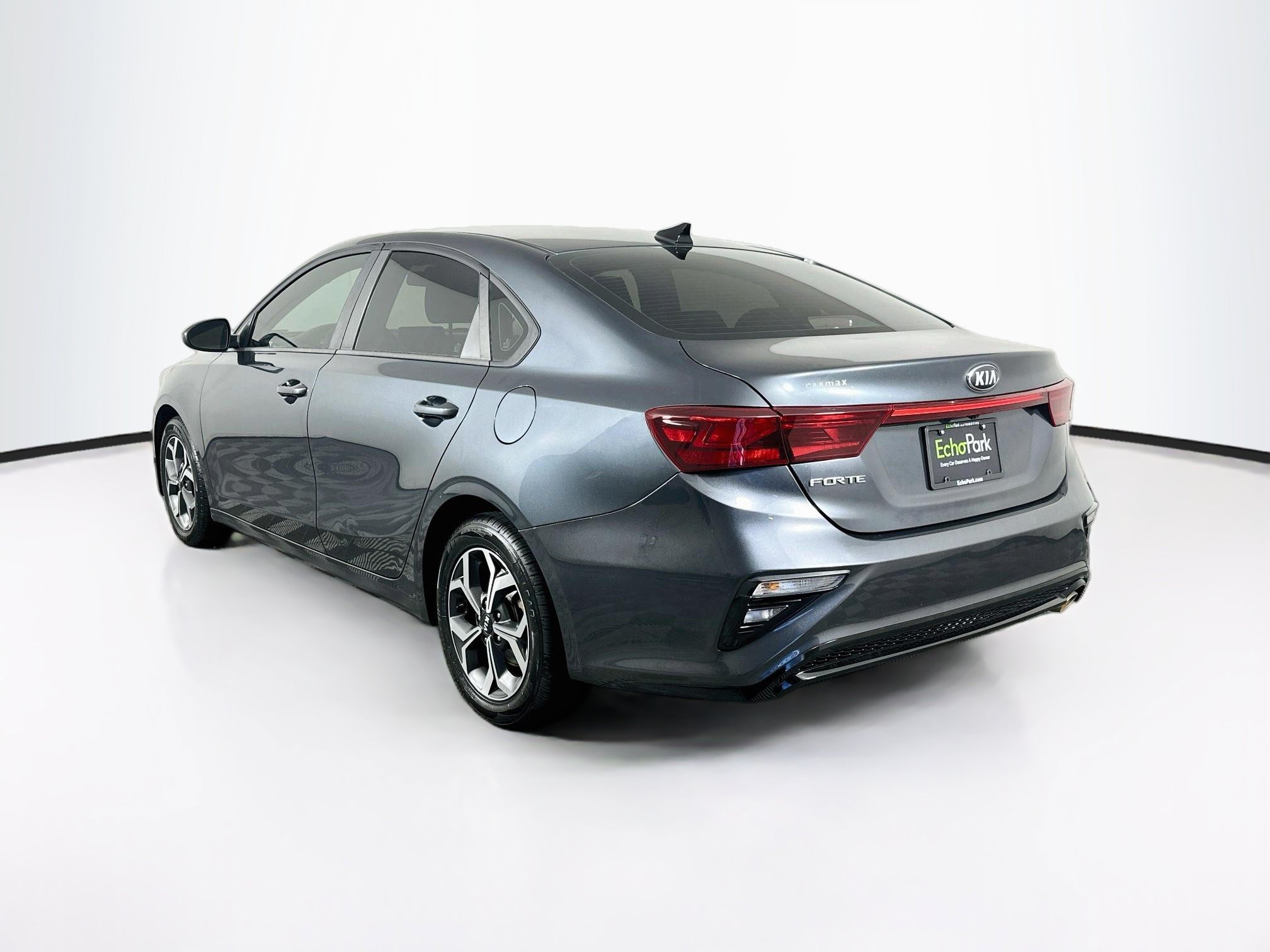 Used 2019 Kia Forte LXS FWD image 5
