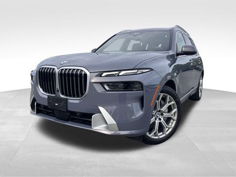 Used 2023 BMW X7 xDrive40i w/ Executive Package AWD/4WD image 9