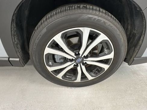 Certified 2023 Subaru Forester Limited image 10