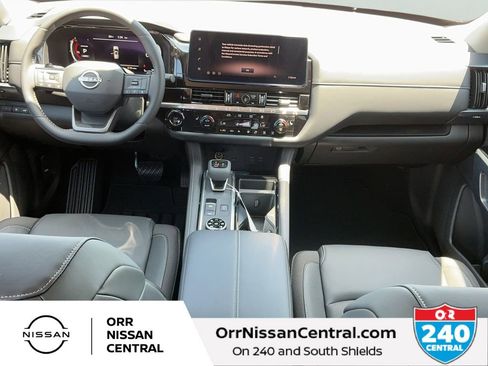 New 2026 Nissan Pathfinder SL AWD/4WD image 16