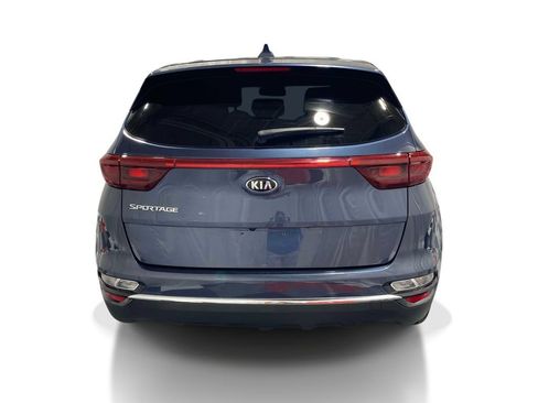 Used 2022 Kia Sportage LX AWD/4WD image 3