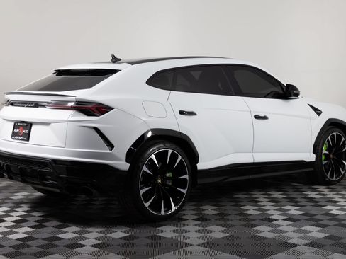 Used 2021 Lamborghini Urus AWD/4WD image 7
