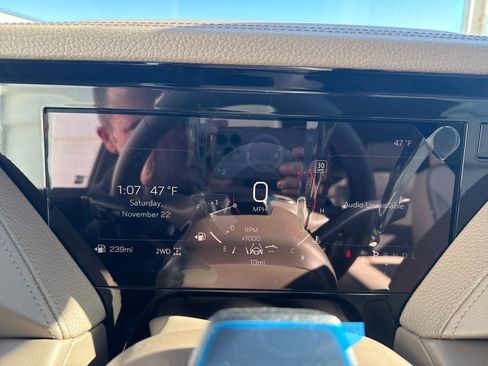 New 2026 GMC Yukon XL Denali image 12