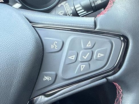 Used 2023 Chevrolet Equinox RS AWD/4WD image 14