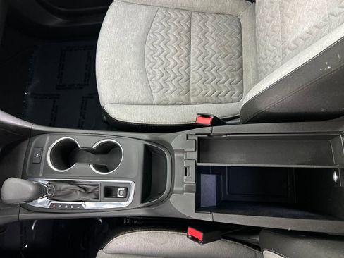 Used 2023 Chevrolet Equinox LT w/ Driver Convenience Package AWD/4WD image 15