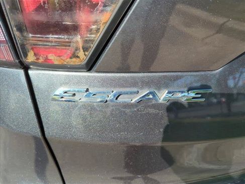 Used 2017 Ford Escape S FWD image 23