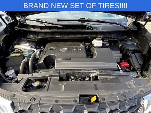 Used 2020 Nissan Murano SV w/ Premium Package image 10